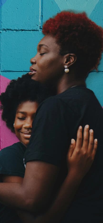 THE FREE, SAFE, AND EASY WAY TO BUILD CREDIT FOR TEENS ON MOBILE